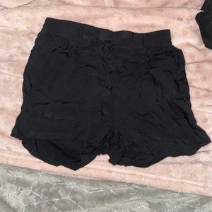 Shorts, has pockets!